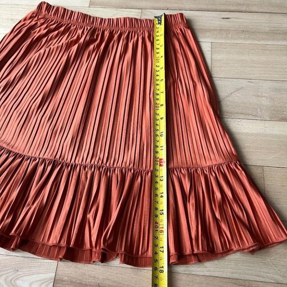 Zara pleated mini skirt with ruffle hem - Picture 4 of 7